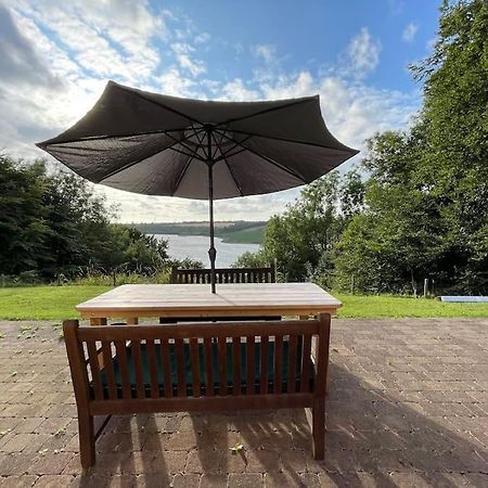 Millbay Cottage: Wonderful River Views Cosheston Exterior foto